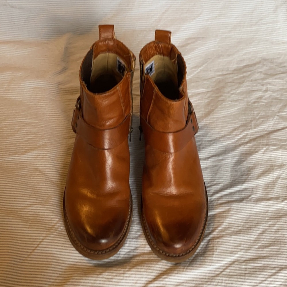 Frye Veronica harness boot, size 8 - Picture 7 of 11